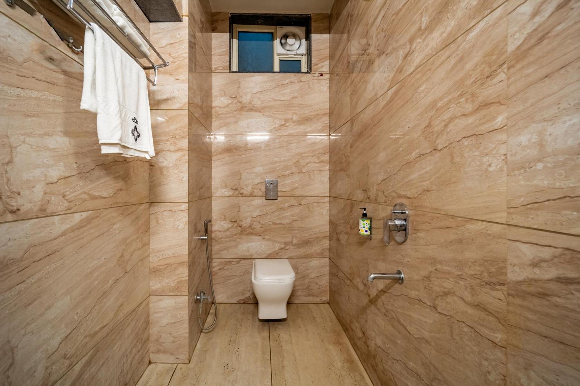 Treebo Kamal Regency Hotel Бопал Екстериор снимка