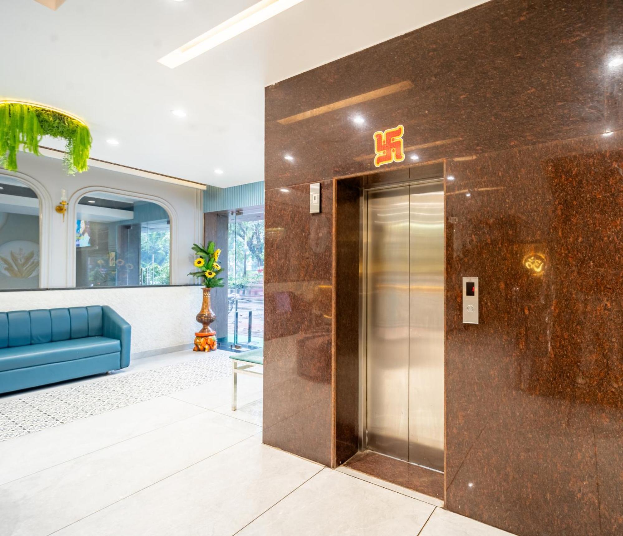 Treebo Kamal Regency Hotel Бопал Екстериор снимка